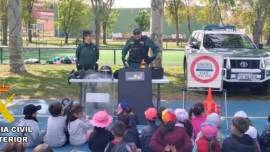 La Guardia Civil congrega a los escolares de la comarca Odra-Pisuerga 11 Exposición material_Melgar3 lagaceta.es