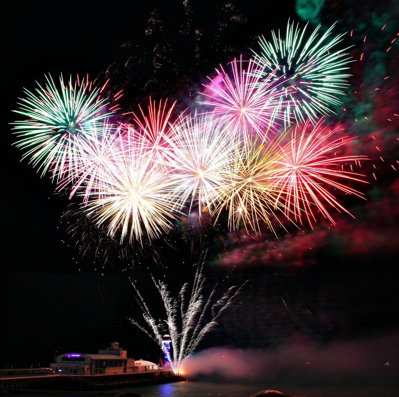 Fuegos artificiales en las fiestas de San Pedro y San Pablo 2024